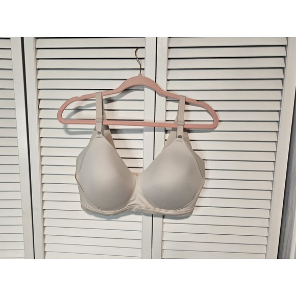Warner's Other - Women's Warner's T Shirt Wireless Lightly Padded Smooth Bra Beige Sz L/XL